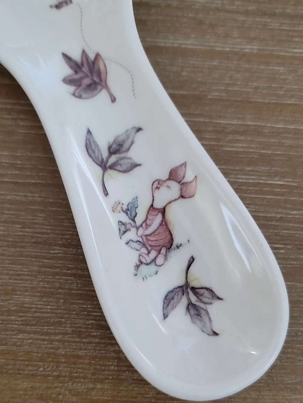 Disney Winnie-the-Pooh Ceramic Stoneware Spoon Rest